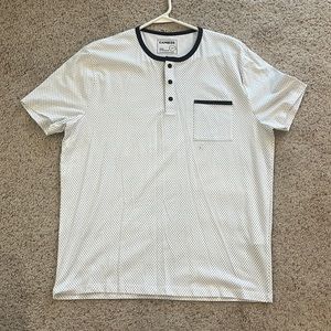 Never been worn express t shirt